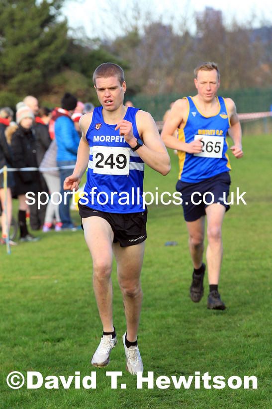 Senior mens 2022 Birtley Cross Country Relays. Photo: David T. Hewitson/Sports for All Pics